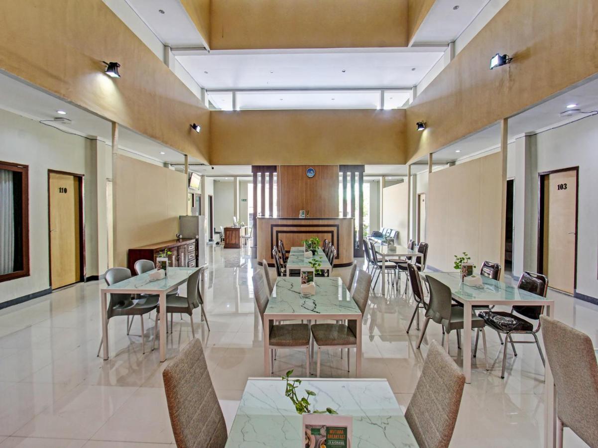 Oyo 91617 Hotel Mutiara ลอมบอก ภายนอก รูปภาพ