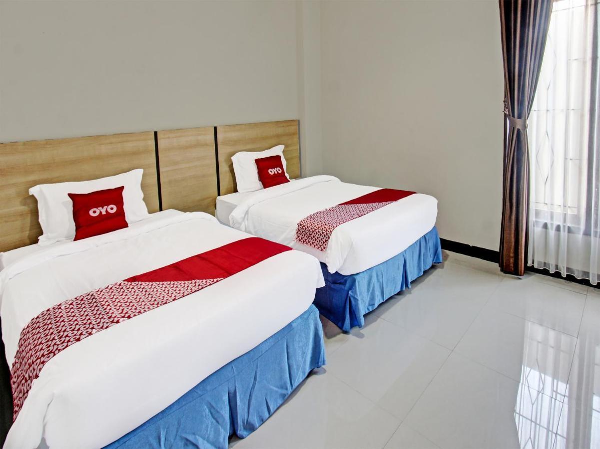 Oyo 91617 Hotel Mutiara ลอมบอก ภายนอก รูปภาพ