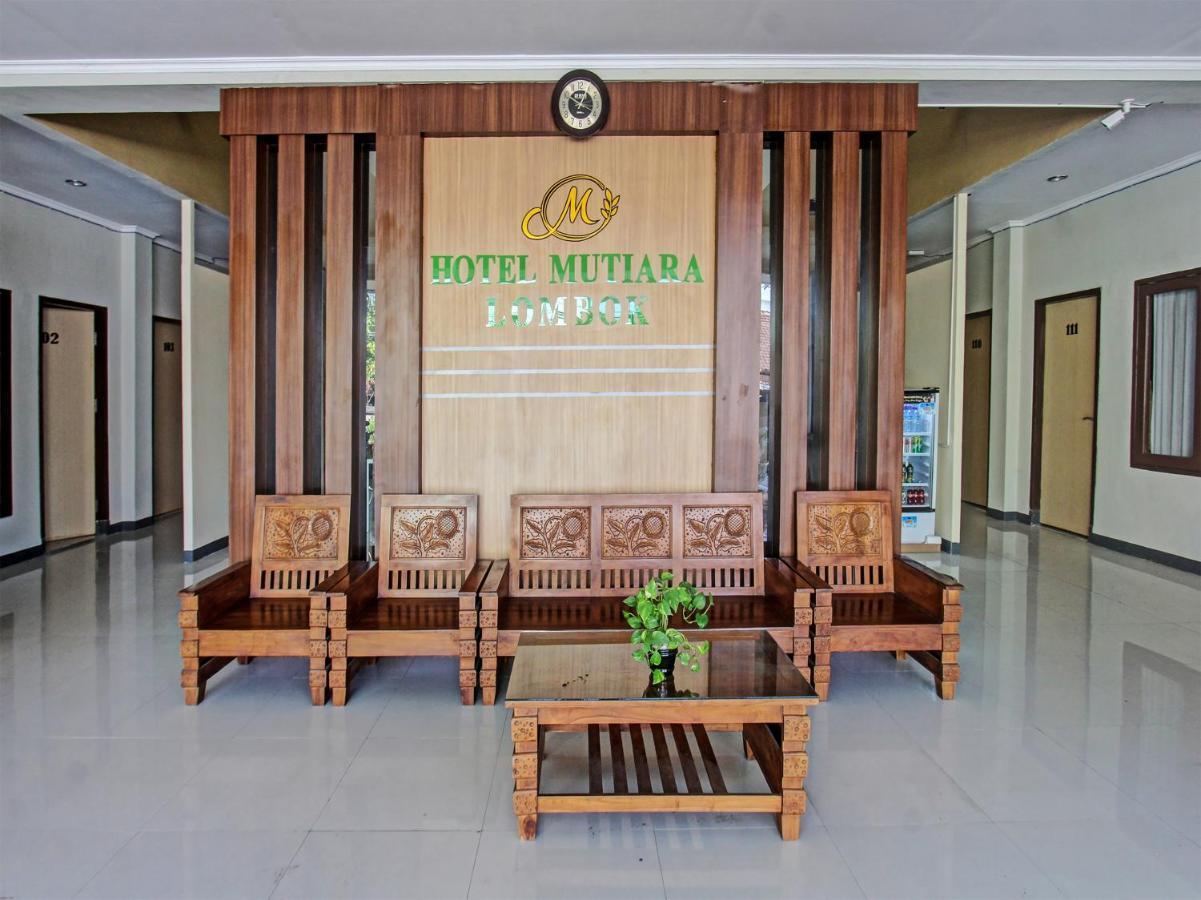 Oyo 91617 Hotel Mutiara ลอมบอก ภายนอก รูปภาพ