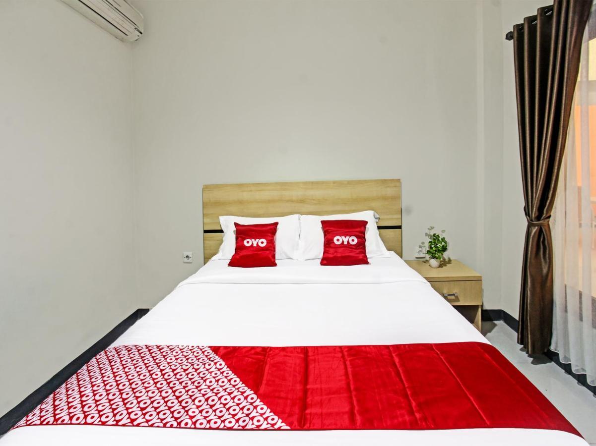 Oyo 91617 Hotel Mutiara ลอมบอก ภายนอก รูปภาพ