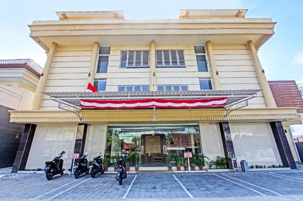 Oyo 91617 Hotel Mutiara ลอมบอก ภายนอก รูปภาพ